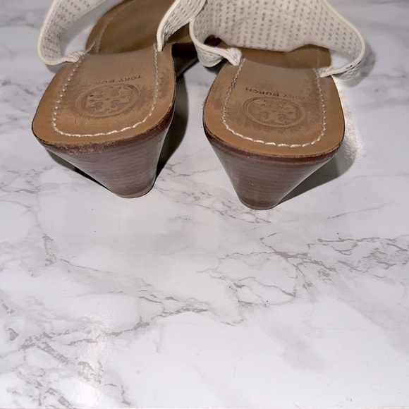 Tory Burch Perforated White and Tan Sandals size 7 - Picture 8 of 9